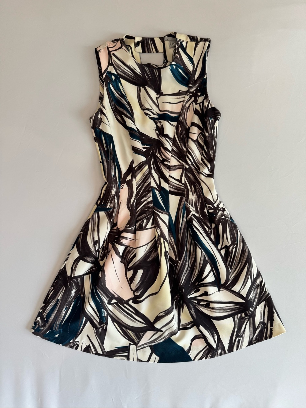 H&M Size 6 Sleeveless A-Line Dress - Abstract Floral Print Cream Stretch